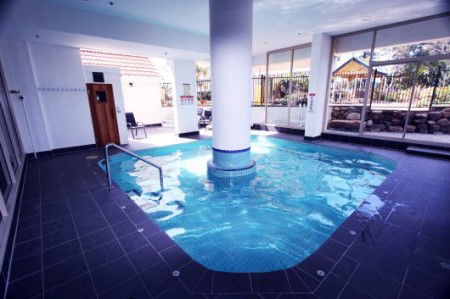 Capricorn One Holiday Apartments - Mackay Tourism 1