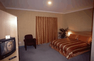 The Lighthouse Hotel - Mackay Tourism