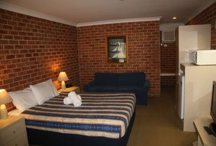 Comfort Inn Lake Macquarie - Mackay Tourism 0