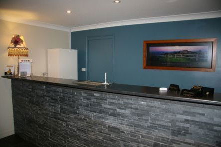 Comfort Inn Lake Macquarie - Mackay Tourism 1