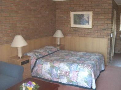 Summerhill Motor Inn - Mackay Tourism 2
