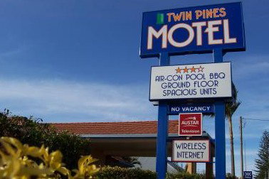 Twin Pines Motel - Mackay Tourism 3