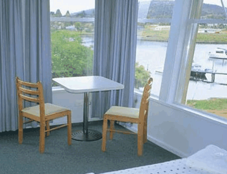 Leisure Inns Waterfront Lodge - Mackay Tourism 1