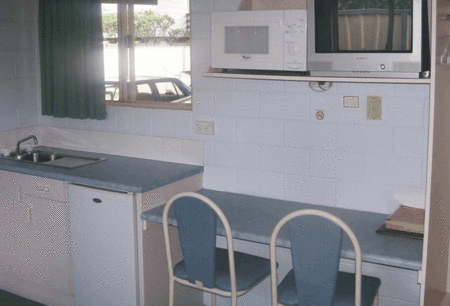 Overflow Motor Inn - Mackay Tourism 2