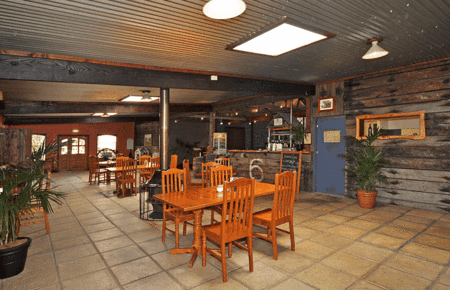 Currency Creek Winery - Mackay Tourism 2