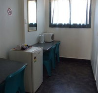 Cool Palms Motel - Mackay Tourism