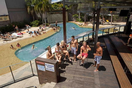Gilligan's Backpackers Hotel And Resort - Mackay Tourism 4
