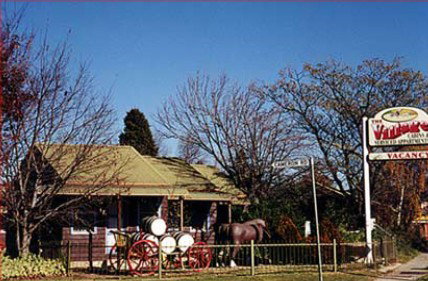 The Village Cabins - Mackay Tourism 2