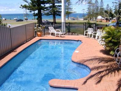 Beach House Holiday Apartments - Mackay Tourism 1