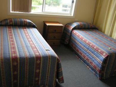 Hastings Valley Motel - Mackay Tourism 4