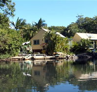 Tropic Oasis Holiday Villas - Mackay Tourism