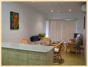 Apollo Jewel Beachfront Apartments - Mackay Tourism 3