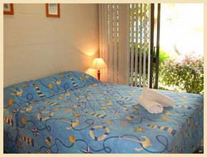 Apollo Jewel Beachfront Apartments - Mackay Tourism 4