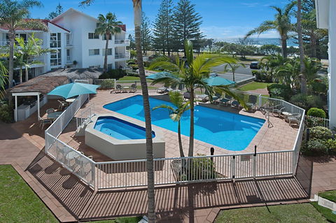 Le Beach Apartments - Mackay Tourism 4