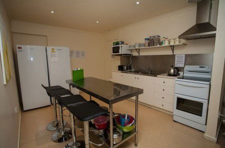 Millies Guesthouse & Serviced Apartments - Mackay Tourism 3