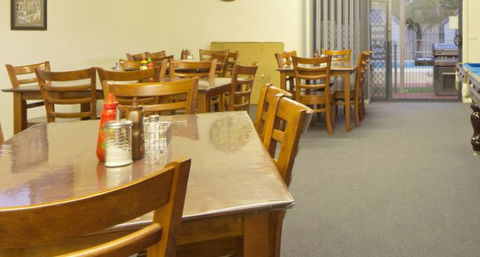Rosebud Motel - Mackay Tourism 1