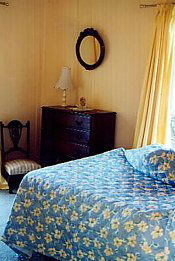 Chadwick Cottage Bed And Breakfast - Mackay Tourism 0