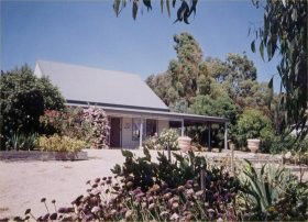 Brackley Cottage - Mackay Tourism 0