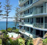 Campbells Cove Beachfront Apartments - Mackay Tourism