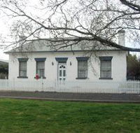 Batt's Cottage - Mackay Tourism