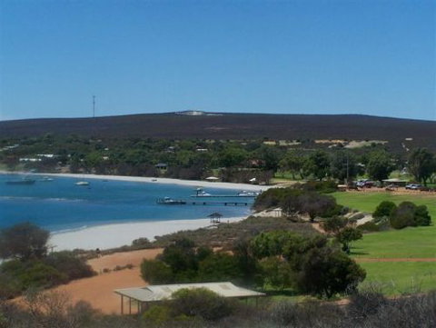 Kalbarri Accommodation Service - Mackay Tourism 3
