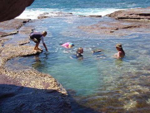 Kalbarri Accommodation Service - Mackay Tourism 4