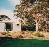 Rampr Country Cottage - Mackay Tourism