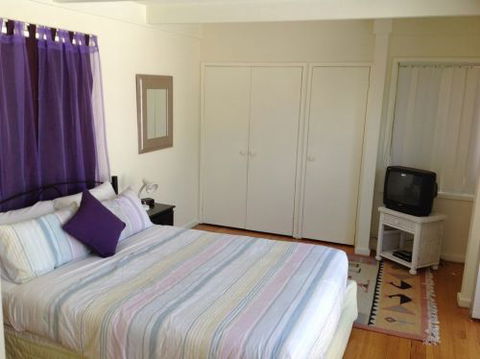 Merimbula Holiday Rentals - Mackay Tourism 3