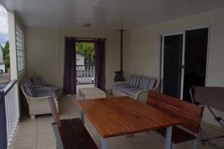 Moffat Beach Pet Friendly Holiday House - Mackay Tourism 3