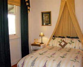 Morvern Valley Guest Houses - Mackay Tourism 0