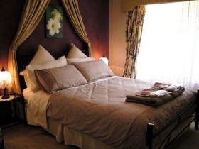 Myamba Bed & Breakfast - Mackay Tourism 0