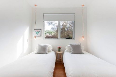 Amour Eva Retreats  - Mackay Tourism 9