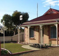 Brooking Cottage - Mackay Tourism