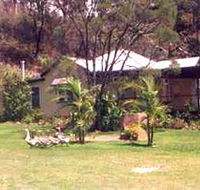 Kookaburra Cottage Farmstay - Mackay Tourism