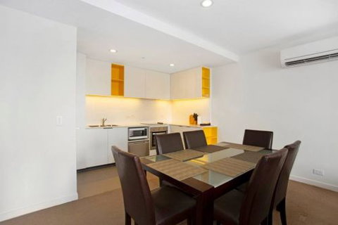 Astra Apartments - Melbourne Docklands - Mackay Tourism 2