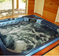 Baltic Pine Retreat - Mackay Tourism