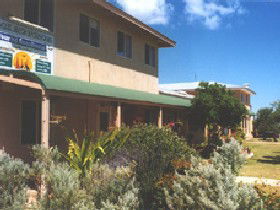 Cervantes Lodge - Pinnacles Beach Backpackers - Mackay Tourism 0