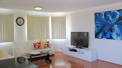 Short-Term Apartment Rentals - Mackay Tourism 1