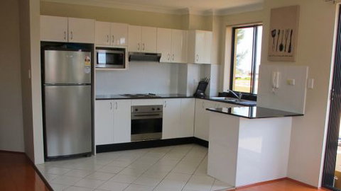 Short-Term Apartment Rentals - Mackay Tourism 2