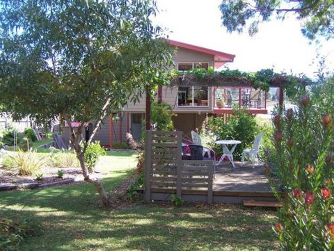 Monaro Cottage - Mackay Tourism 0