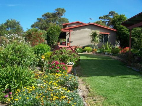Monaro Cottage - Mackay Tourism 1