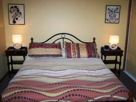 Monaro Cottage - Mackay Tourism 3