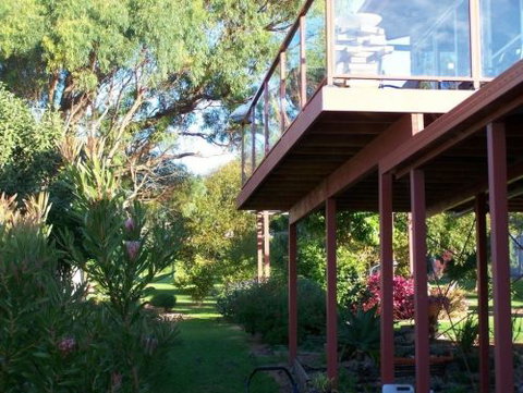 Monaro Cottage - Mackay Tourism 5