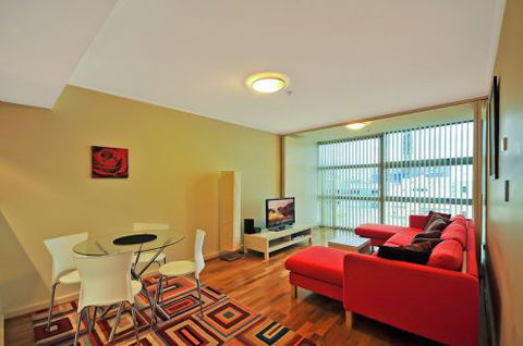 Astra Apartments - St Leonards - Mackay Tourism 0