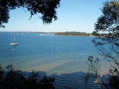 Coochiemudlo Island Family Beach House - Mackay Tourism 1