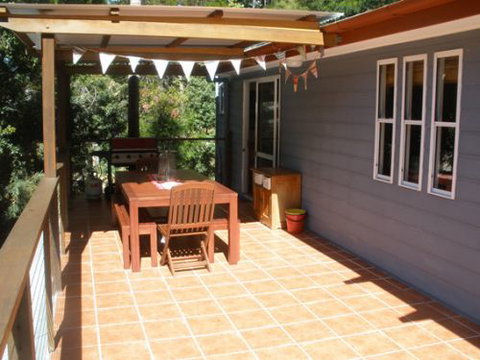 Coochiemudlo Island Family Beach House - Mackay Tourism 8