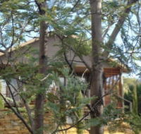 Blue Cliffs Retreat - Mackay Tourism