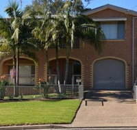 Tomakin Beach House - Mackay Tourism