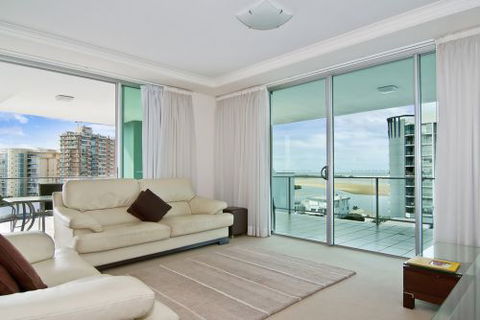 M1 Resort Maroochydore - Mackay Tourism 1