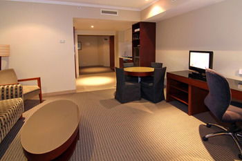 Quality Hotel Batman's Hill On Collins - Mackay Tourism 13